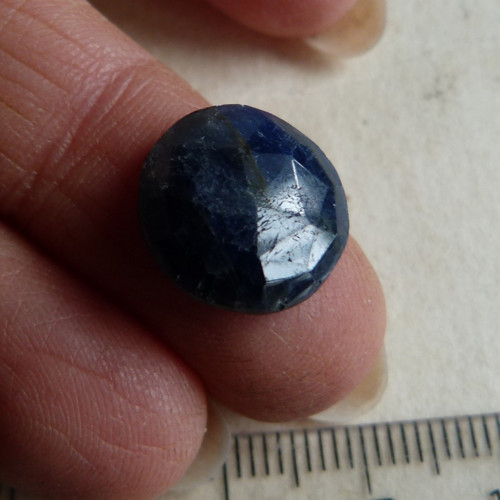 Safír - brus - 1 cm (R3)
