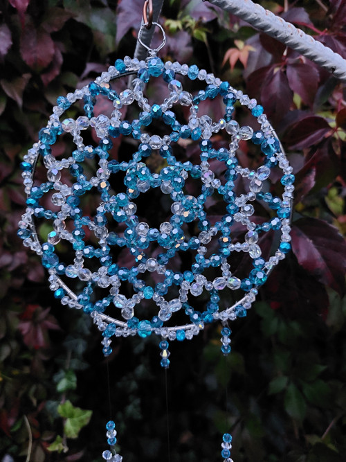 Korálková mandala, lapač SVĚTLA