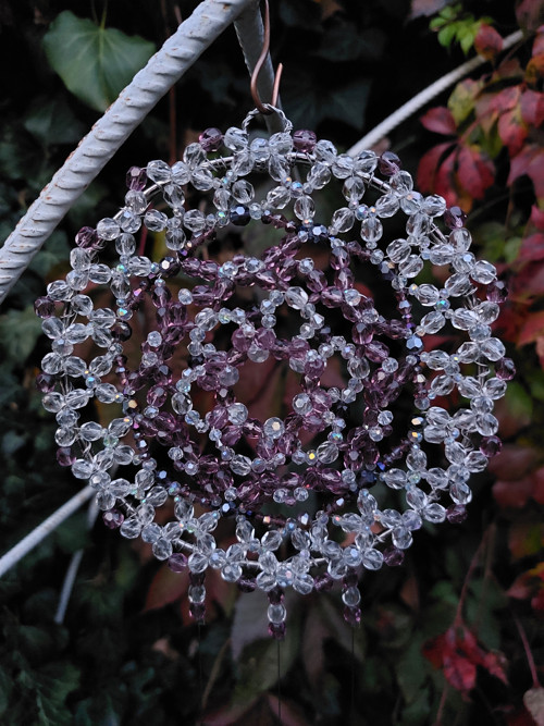 Korálková mandala, lapač SVĚTLA