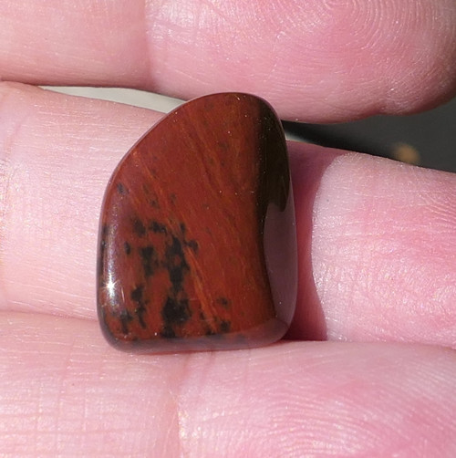 Obsidián mahagonový V571