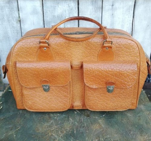 Retro velká kožená brašna.