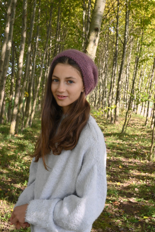 Čepice tmavě růžová — foto 1