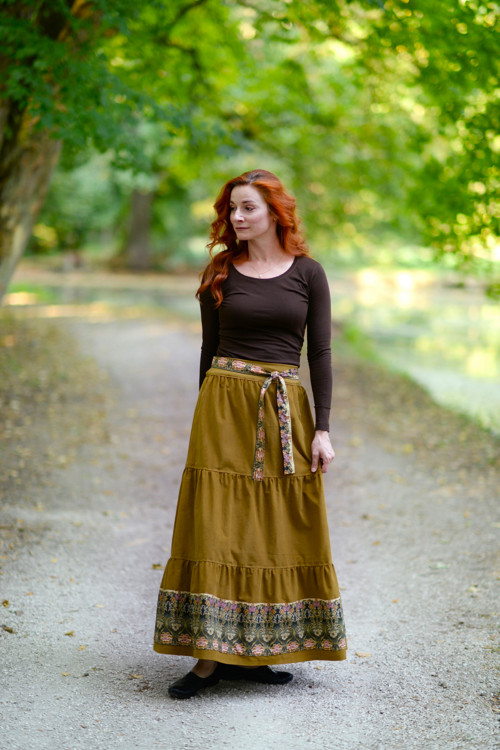 Sukňa Claire — foto 1