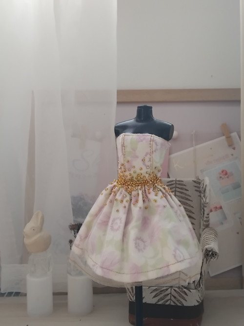 Šaty pro barbie — foto 1