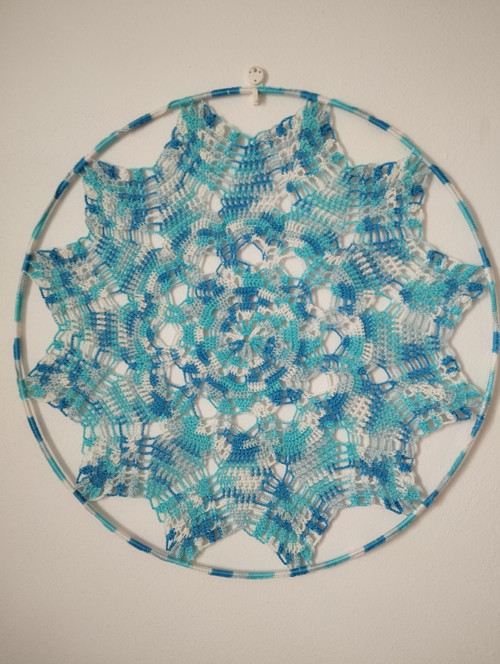 Háčkovaná mandala