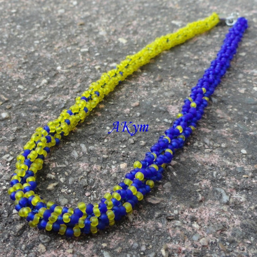 Blue vs. Yellow — foto 1