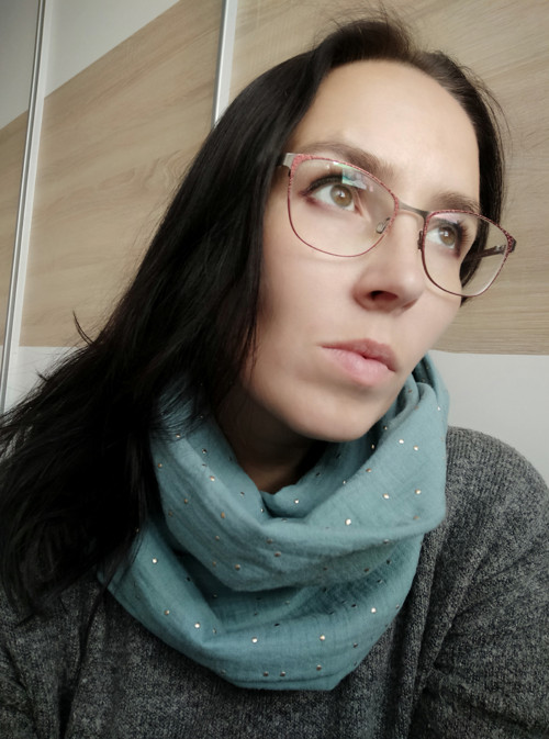 Dámský nákrčník