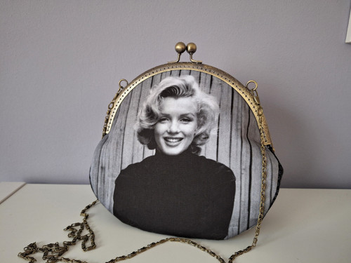 Kabelka Marilyn na přání — foto 1