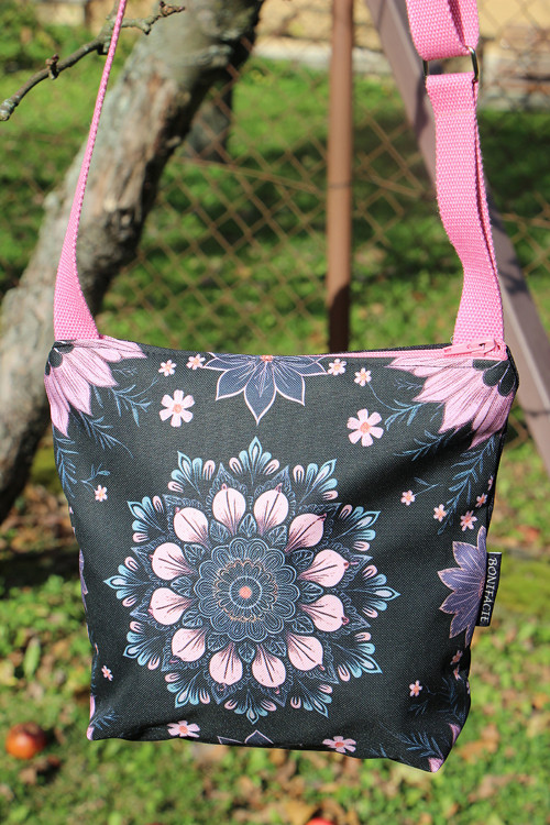 Crossbody Růžová mandala