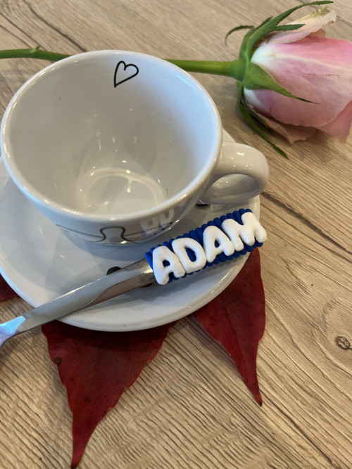 Lžička se jménem Adam — foto 1