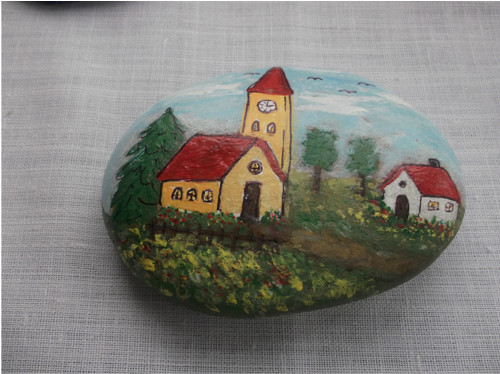 Oboustraně malovaný kamínek 9 x 7,5 x 2 cm