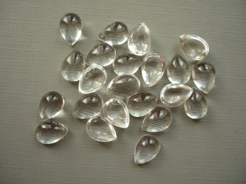 Kabošon - křišťál 10 mm, 1 ks