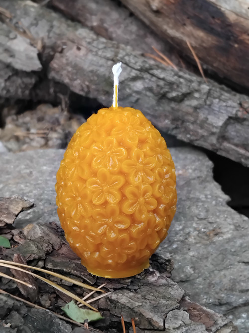 Svíčka ze včelího vosku - vajíčko