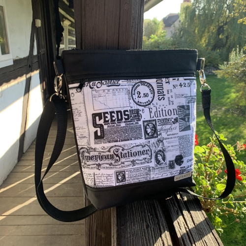 Noviny - černý zip - crossbody taška/kabelka