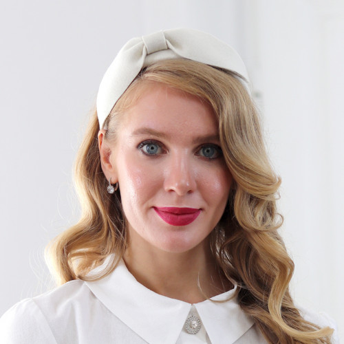 Čelenka Beatrice - vlna, bílá