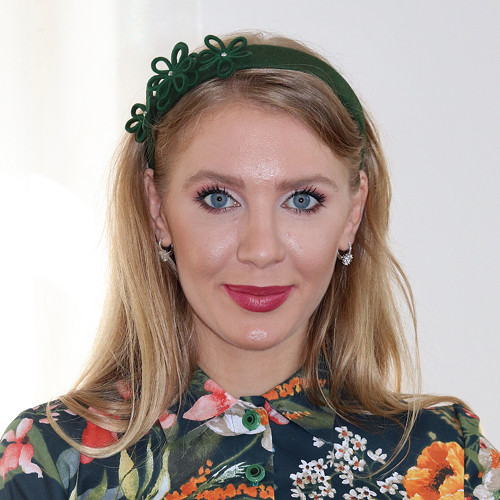 Čelenka Loretta - zaječí plst, tmavě zelená