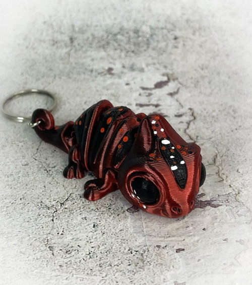 Chameleon rainbow rudý přívěsek klíčenka