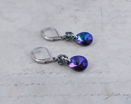 Náušničky Swarovski temně modré