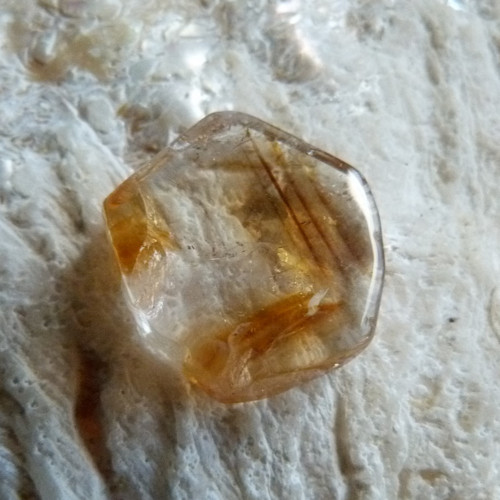 Citrín zonální-řez-1,6 cm-Extra (1)