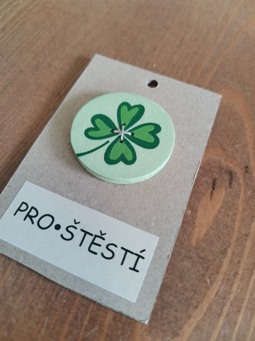 Knoflík pro štěstí - čtyřlístek