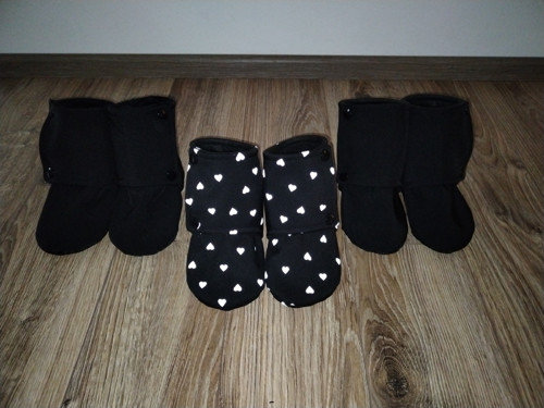 Capáčky ze softshellu do kočárku — foto 1