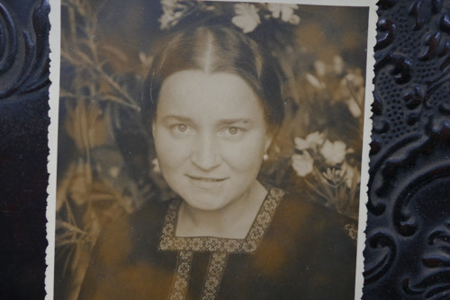 Na louce.. fotografie, fotopohlednice 1937