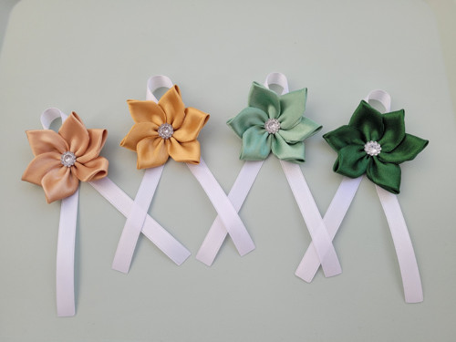 Střední kanzashi - kotiliony - taneční