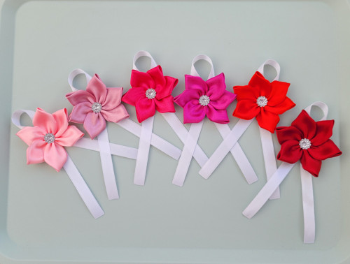 Střední kanzashi - kotiliony - taneční