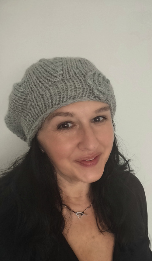 Baret světle šedá