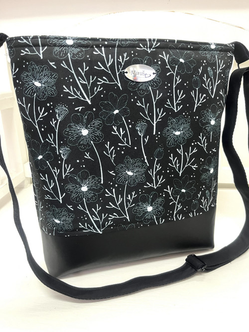 Kabelka - crossbody - květy