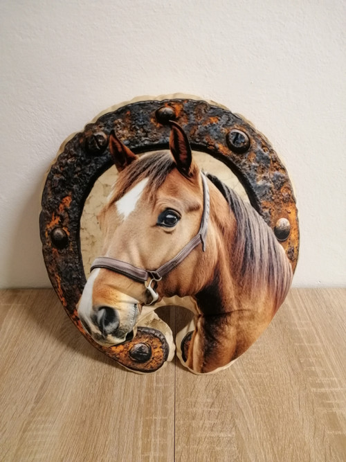 Kůň v podkově - 3D polštář