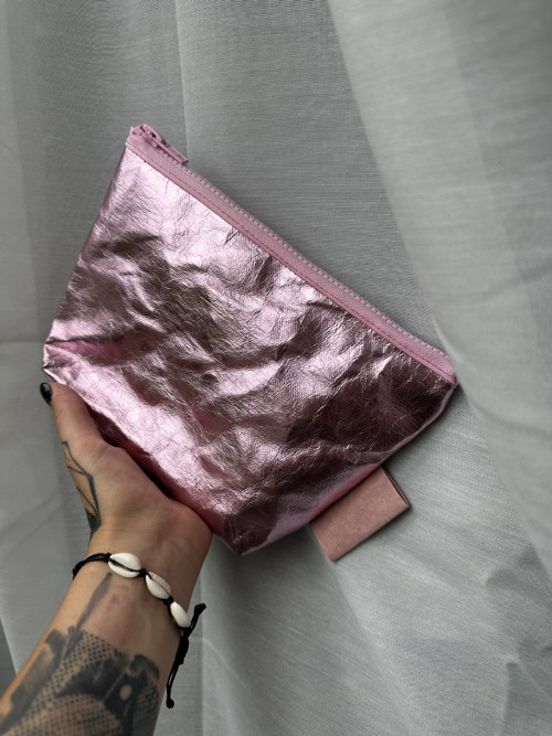Papírová kosmetická taštička // shiny pink