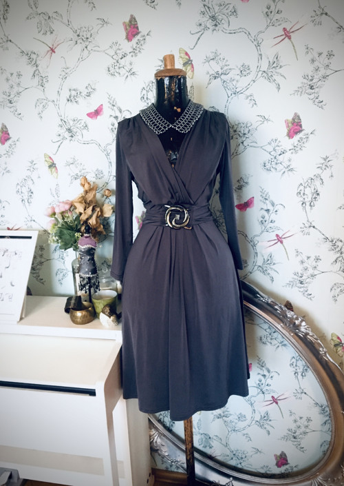 Šaty grey elegance — foto 1