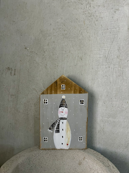 Domeček se sněhulákem