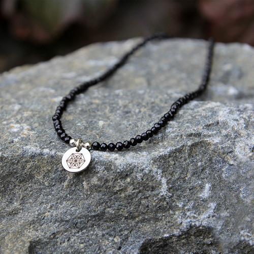 Náhrdelník MANDALA - Spinel
