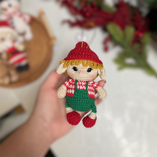 Háčkovaná vánoční ozdoba - Skřítek