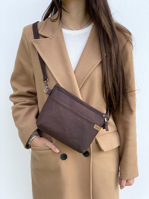 Trendy kabelka - ledvinka " Hořká čokoláda "