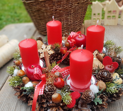 Adventní věneček na stůl — foto 1