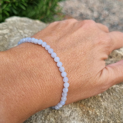 Náramek CHALCEDON fazetovaný 4mm