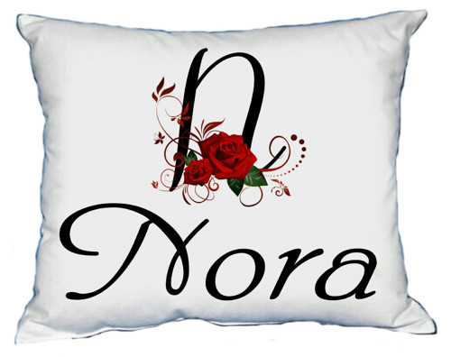 Polštář s dámským jménem NORA — foto 1