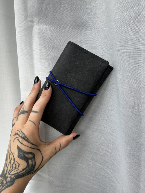 Papírová tabatěrka // black matte ~ king blue