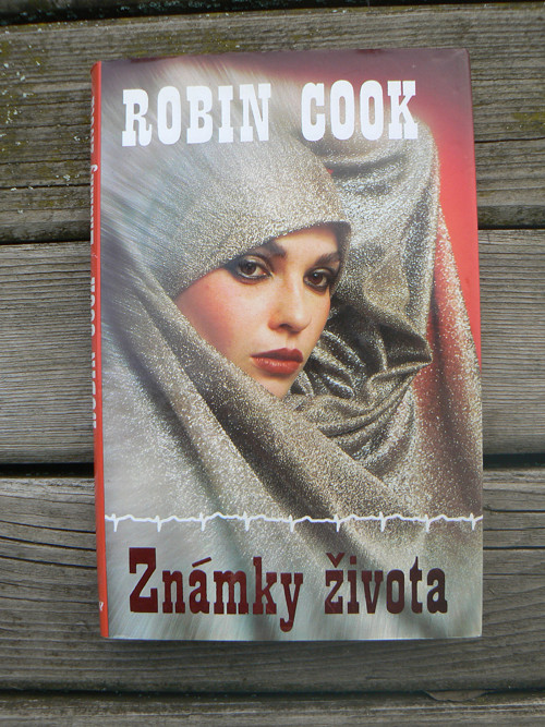 Známky života - Robin Cook.
