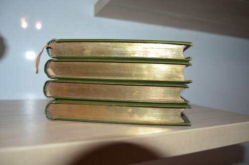 Set 4 historických knih Sv. Čecha, zlacení ořízky
