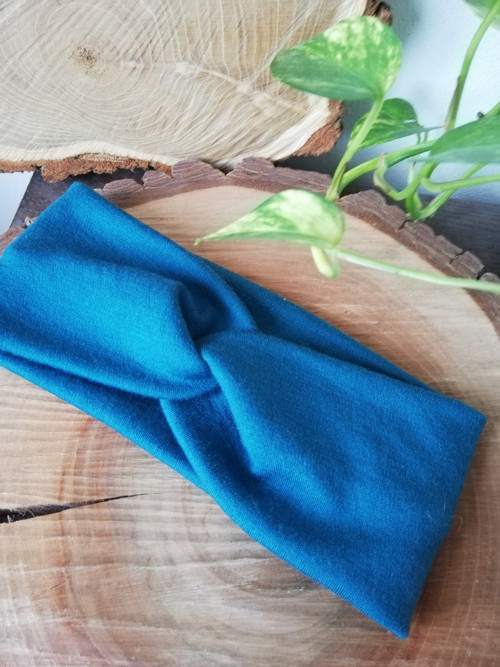Čelenka s překřížením PETROLEJ 100% MERINO