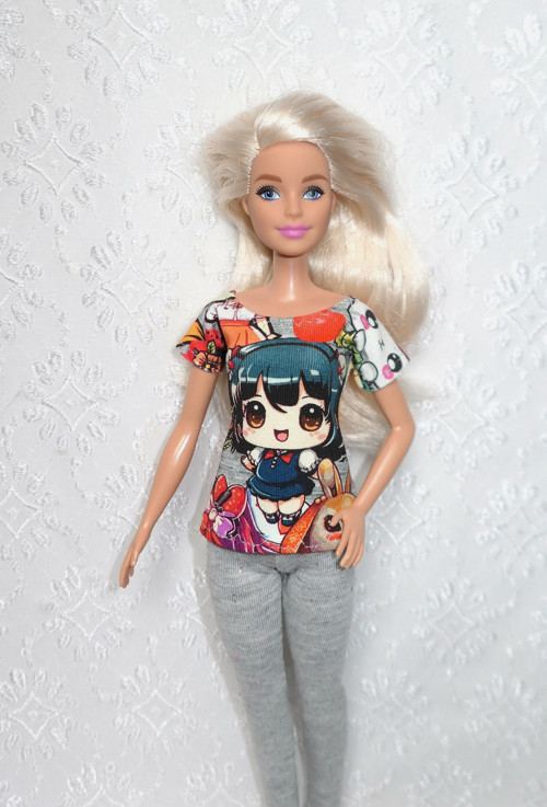 Barbie - Tričko — foto 1