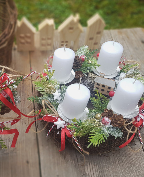 Adventní věneček na stůl — foto 1