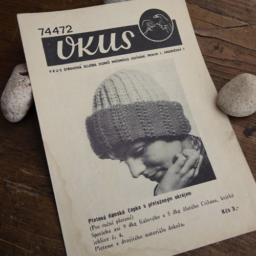 VKUS 74472 ... Pletená dámská čapka — foto 1