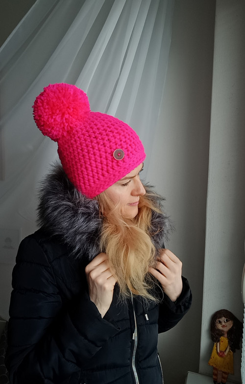 PINKneon Iv. Skladem