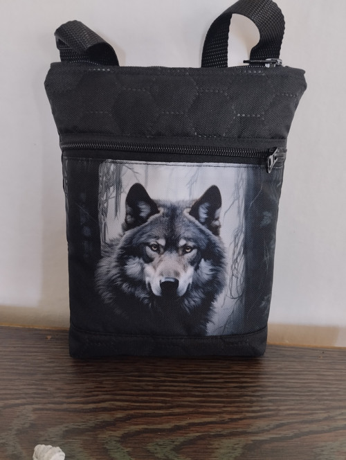 Vlk- crossbody