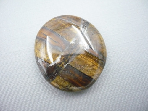 Placka - tygří železo 34 mm, č.555f